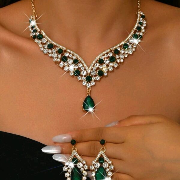 2Pcs Rhinestone Jewelry Set - Gold/Green.